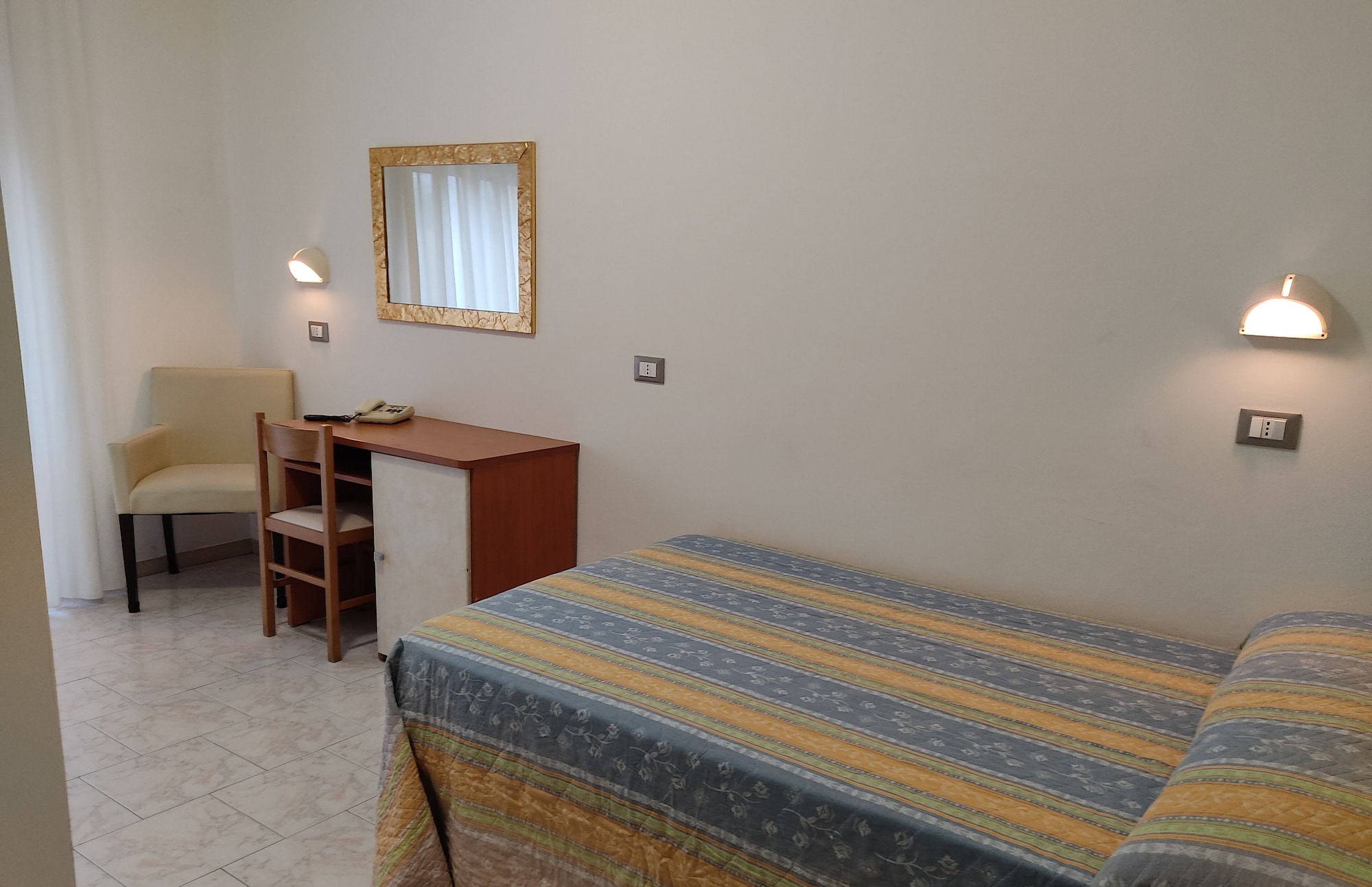 غرفة كومفورت بغرفة نوم واحدة مفردة بسرير فردي، Hotel Kristalex 3/5