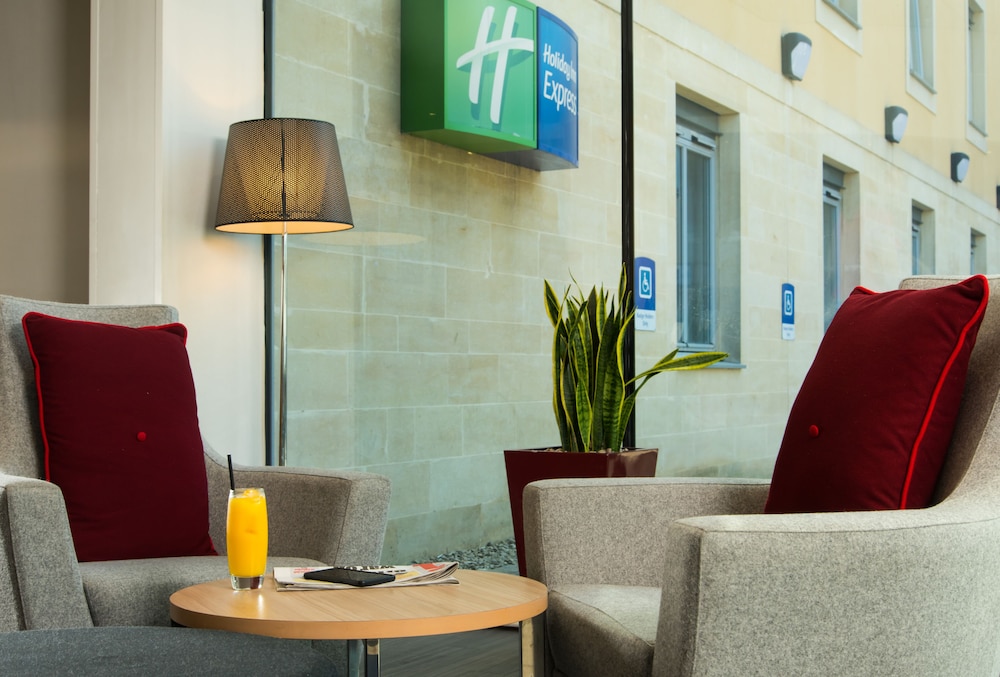 Holiday Inn Express Bath an IHG Hotel 23/43