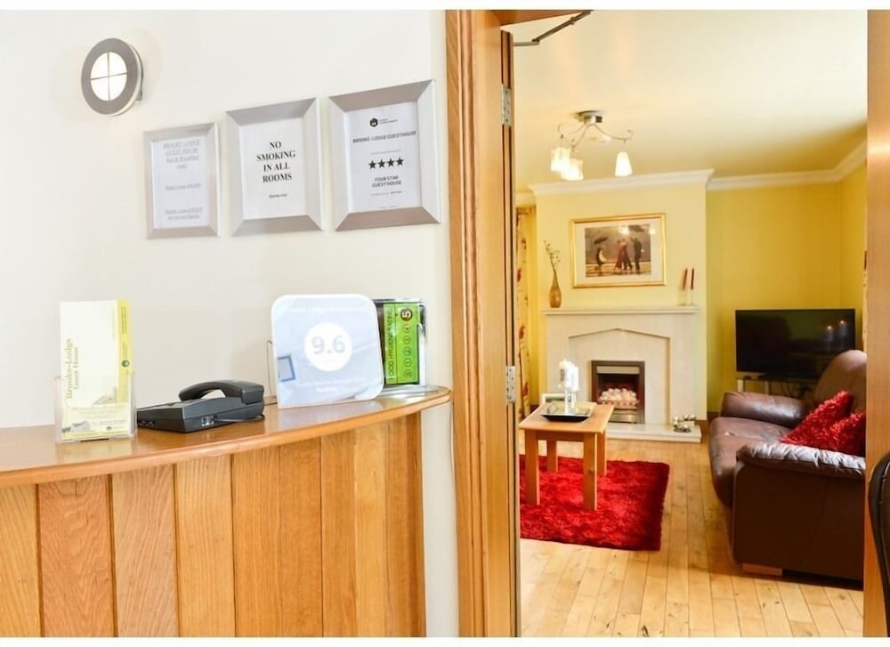 Brooke Lodge Guesthouse 5/40