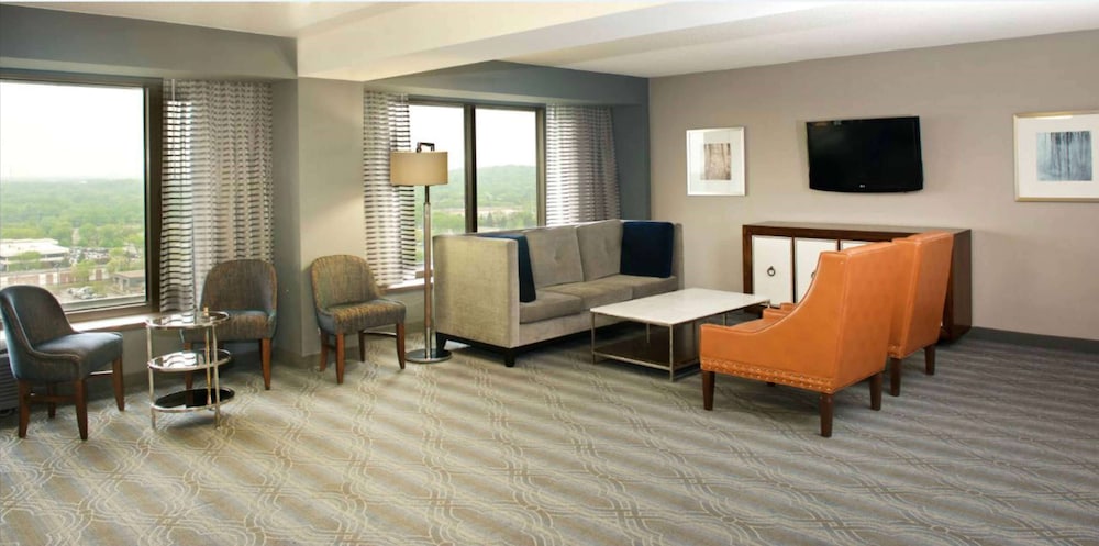 Doubletree By Hilton Bloomington Minneapolis South 33/60