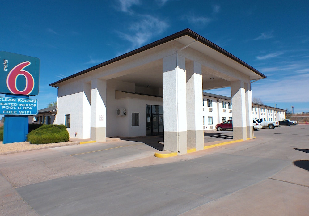 Motel6 Winslow, AZ 53/60