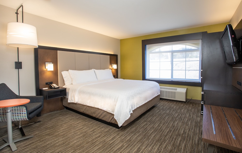 Holiday Inn Express Prescott 12/62