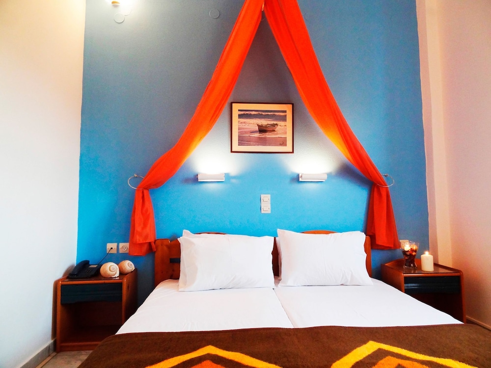 Hotel Helena 30/66