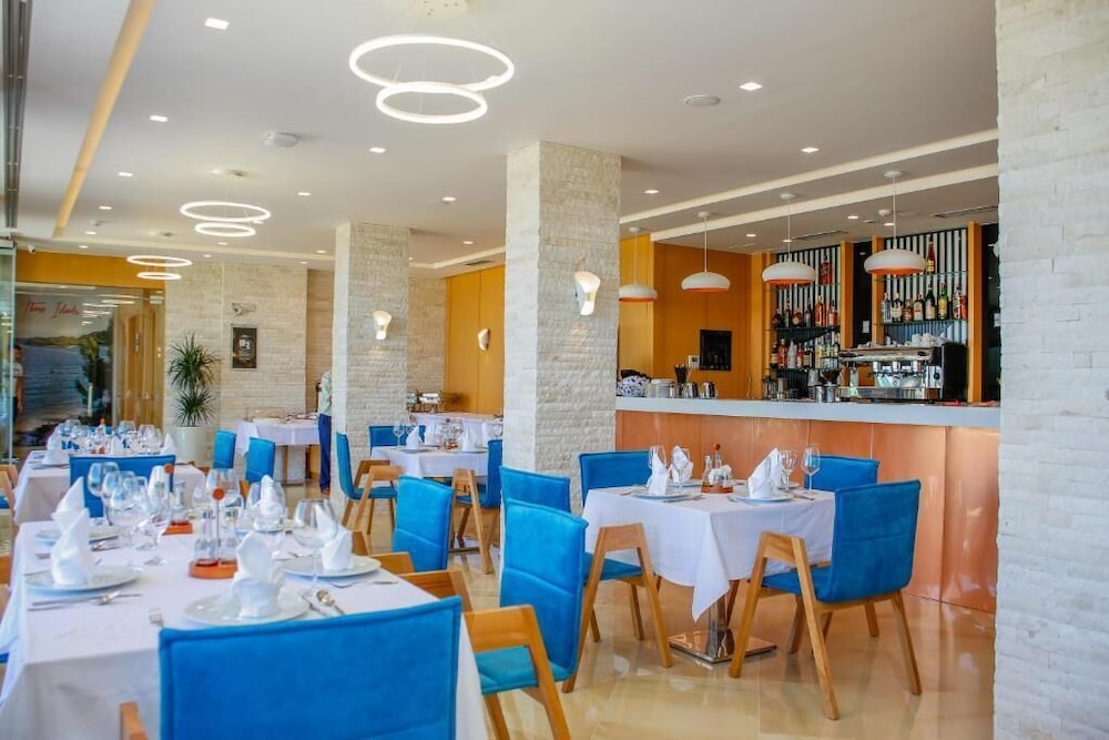 Hotel Luxury 32/48