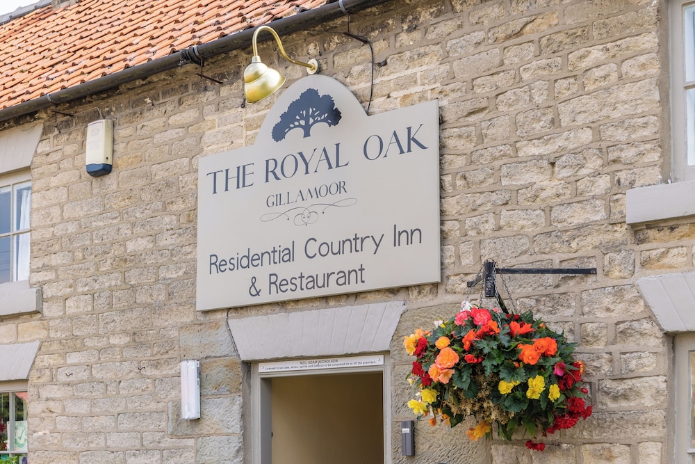 The Royal Oak Inn 3/49