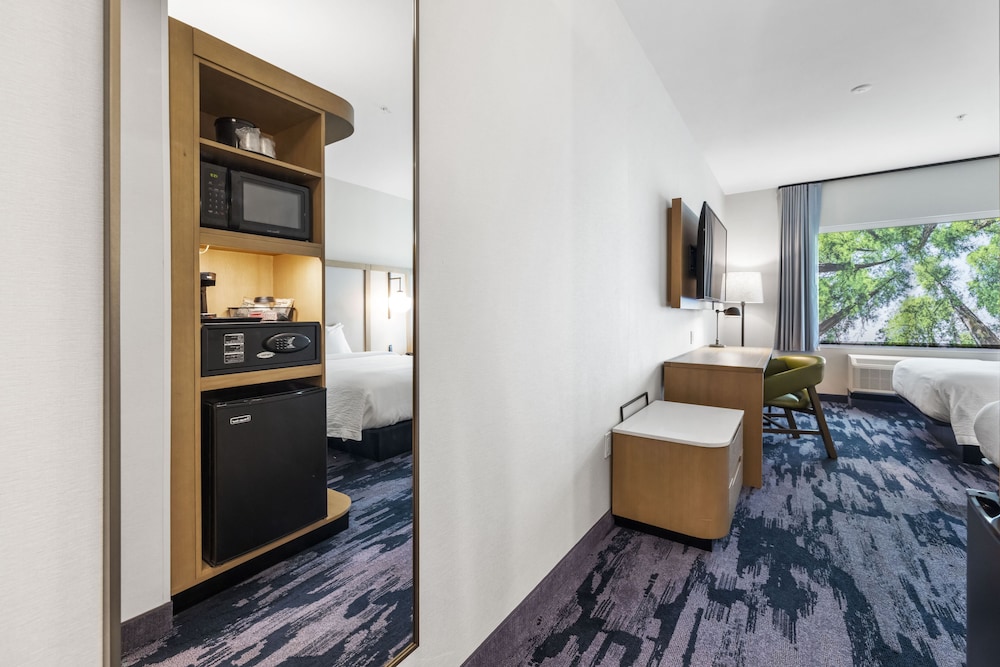 Fairfield by Marriott Inn & Suites San Francisco Airport Oyster Point Area 32/46