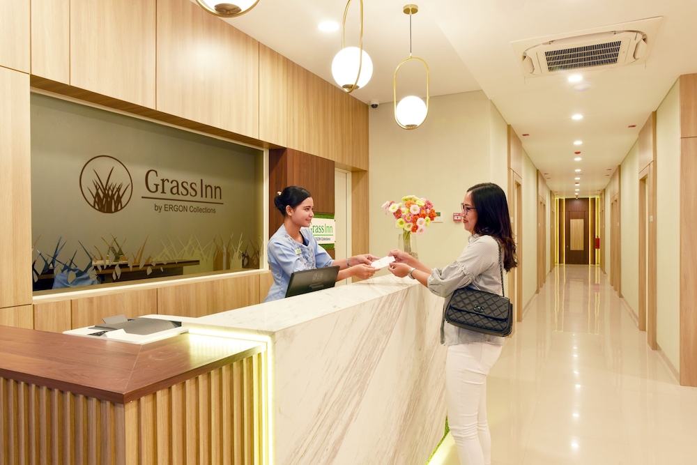 Grass Inn Hotel by Ergon Collections 2/19