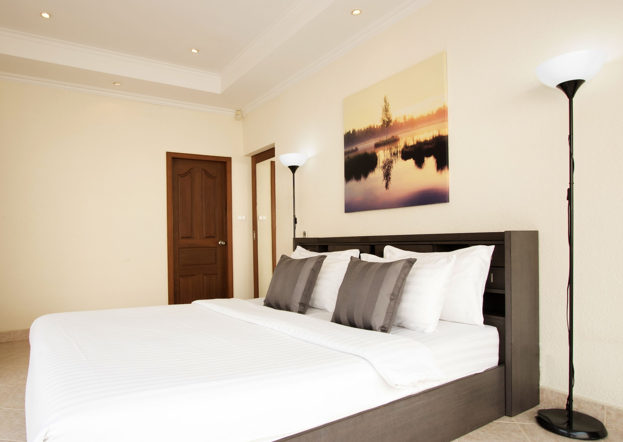 2 BEDROOMS, VILLA, PRIVATE POOL, HOT TUB