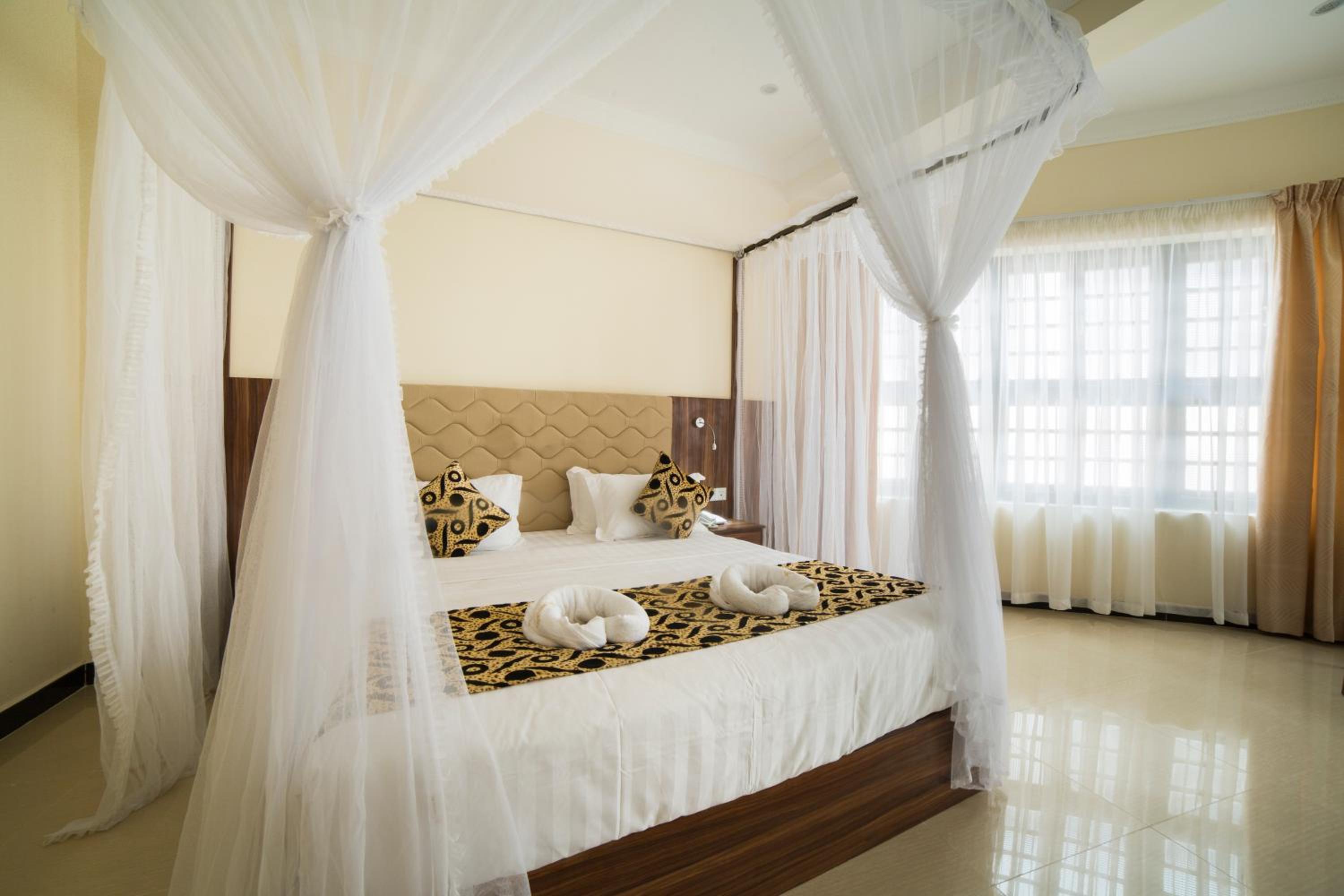 استوديو سوبيريور، Spice Palace Hotel 9/10