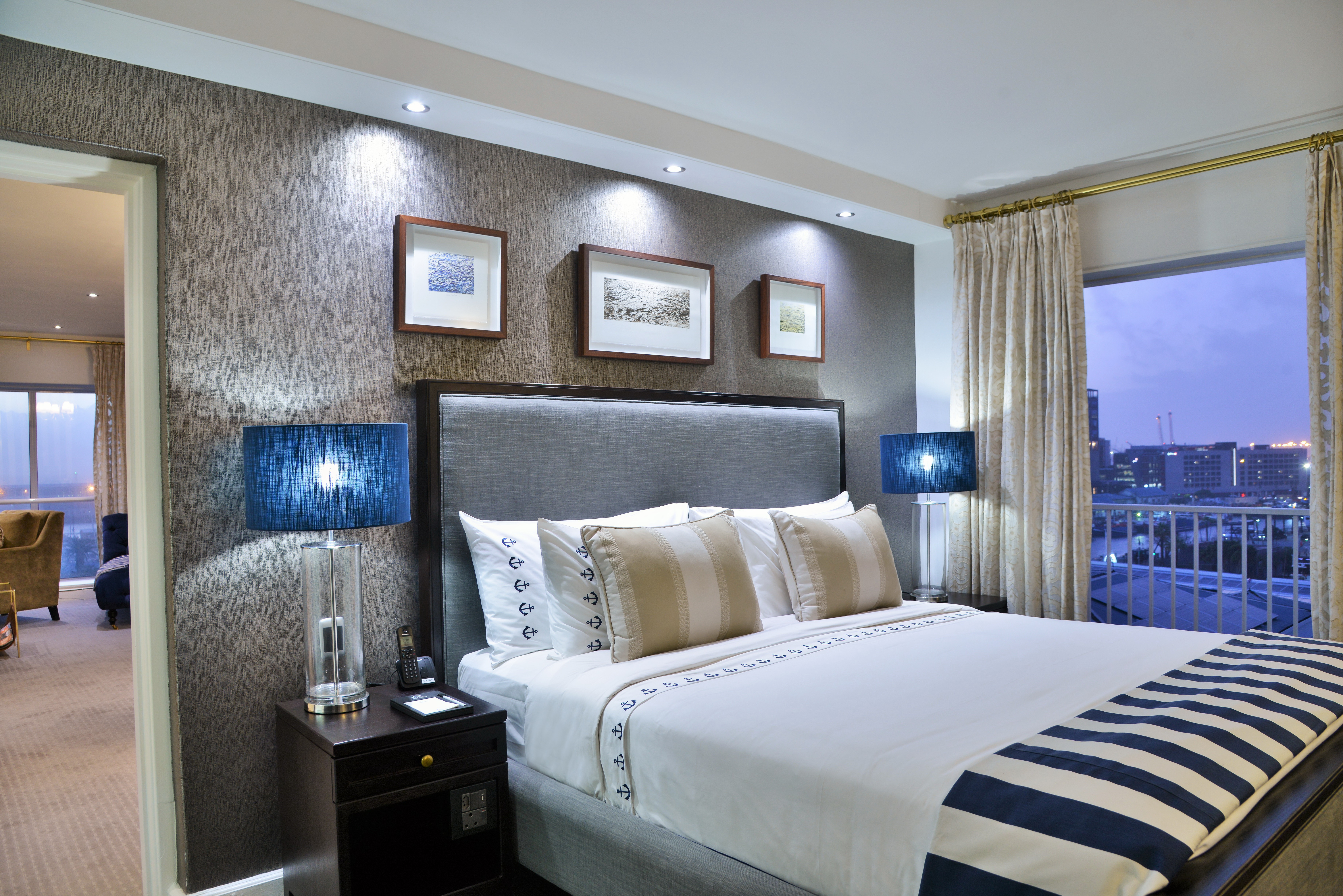 غرفة بسرير كينج، The Commodore Hotel 6/10