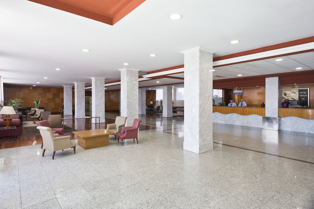 Best Triton Hotel 6/72