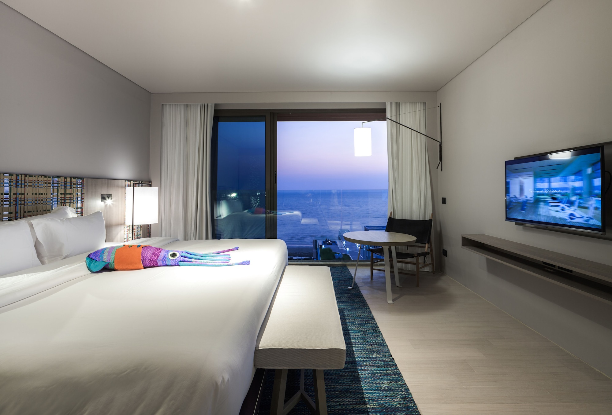 Skypool, Villa, King Bed