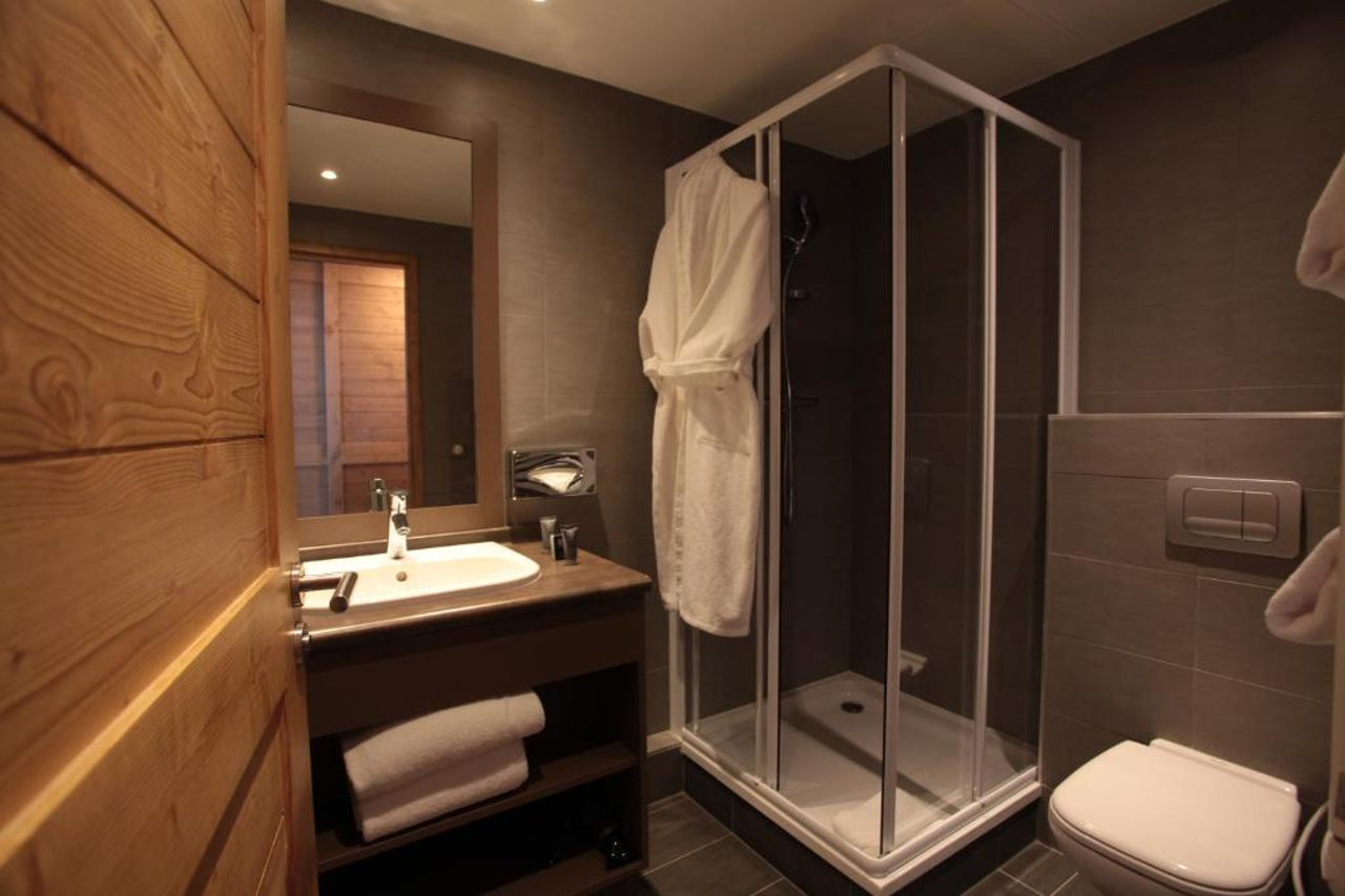 Chalet Du Mont Vallon Spa Resort 16/17
