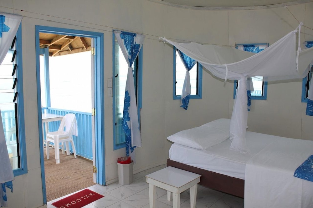 Litia Sini Beach Resort 50/50