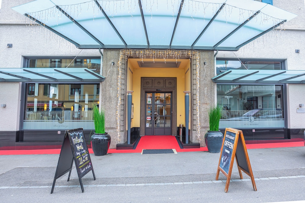 Hotel Restaurant Bellevue Au Lac 1/50