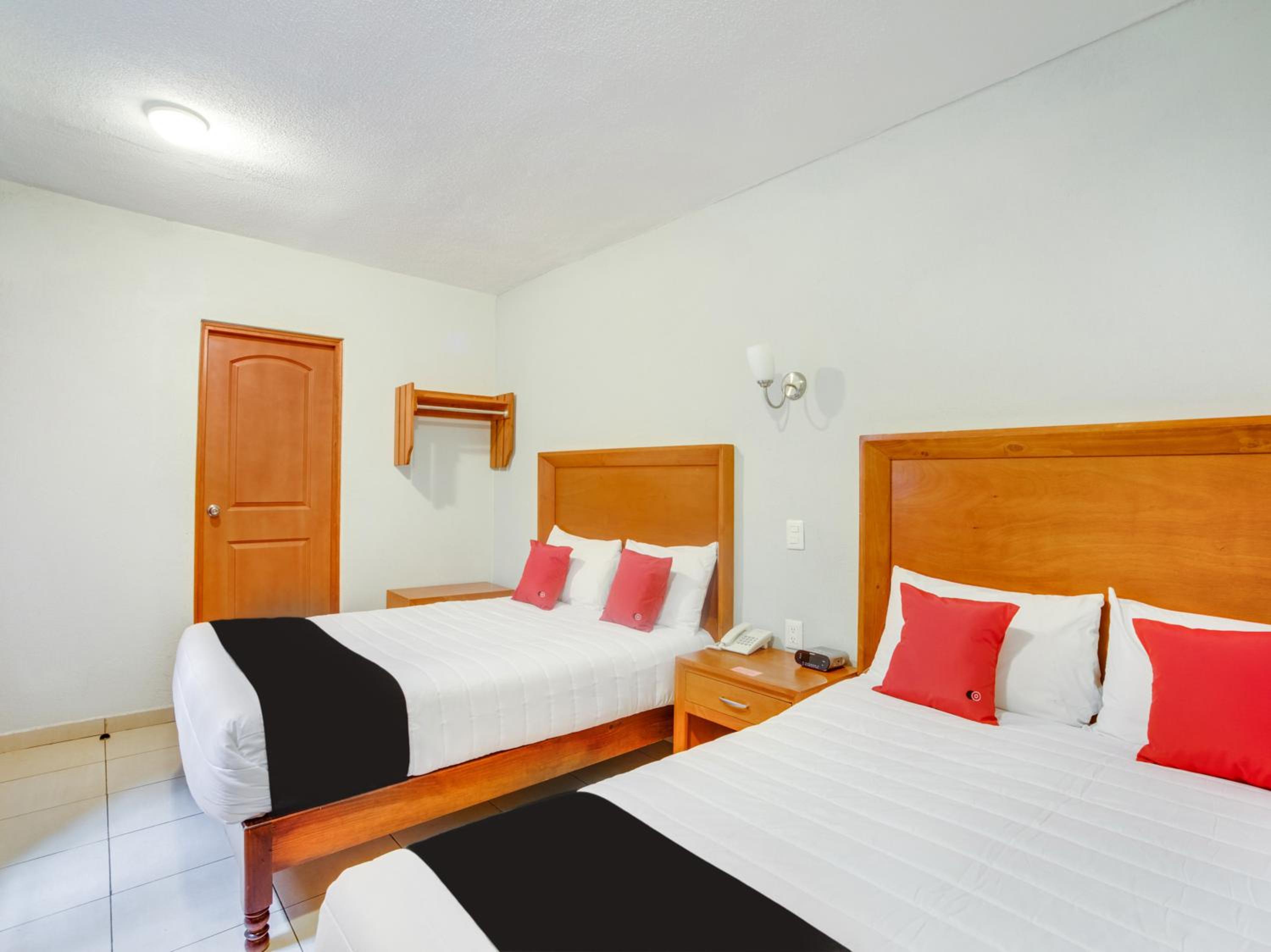 Hotel Patzcuaro 18/56
