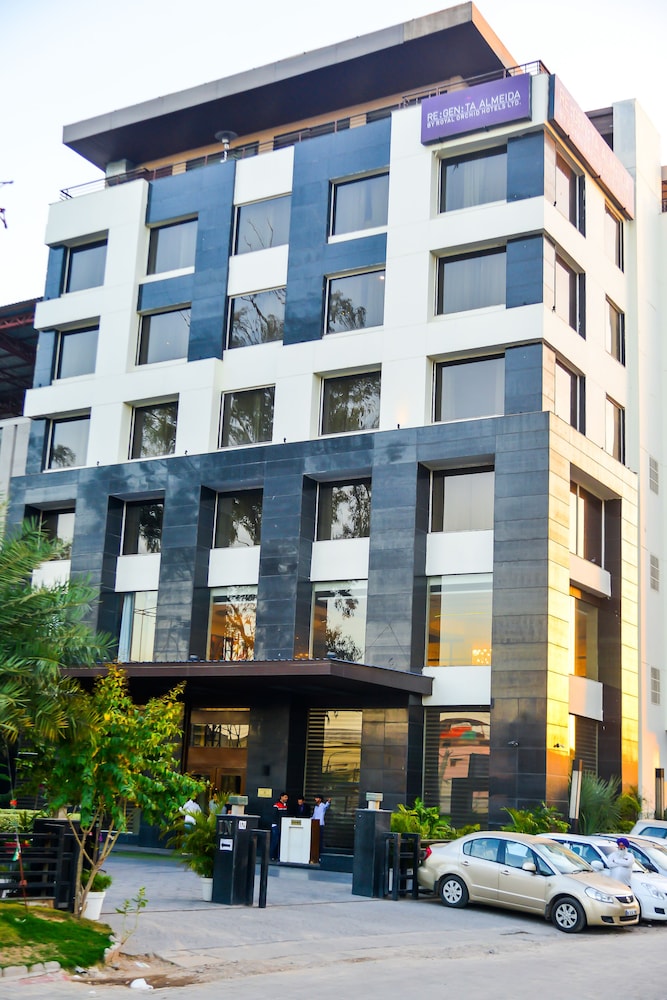 Hotel Almeida 6/43