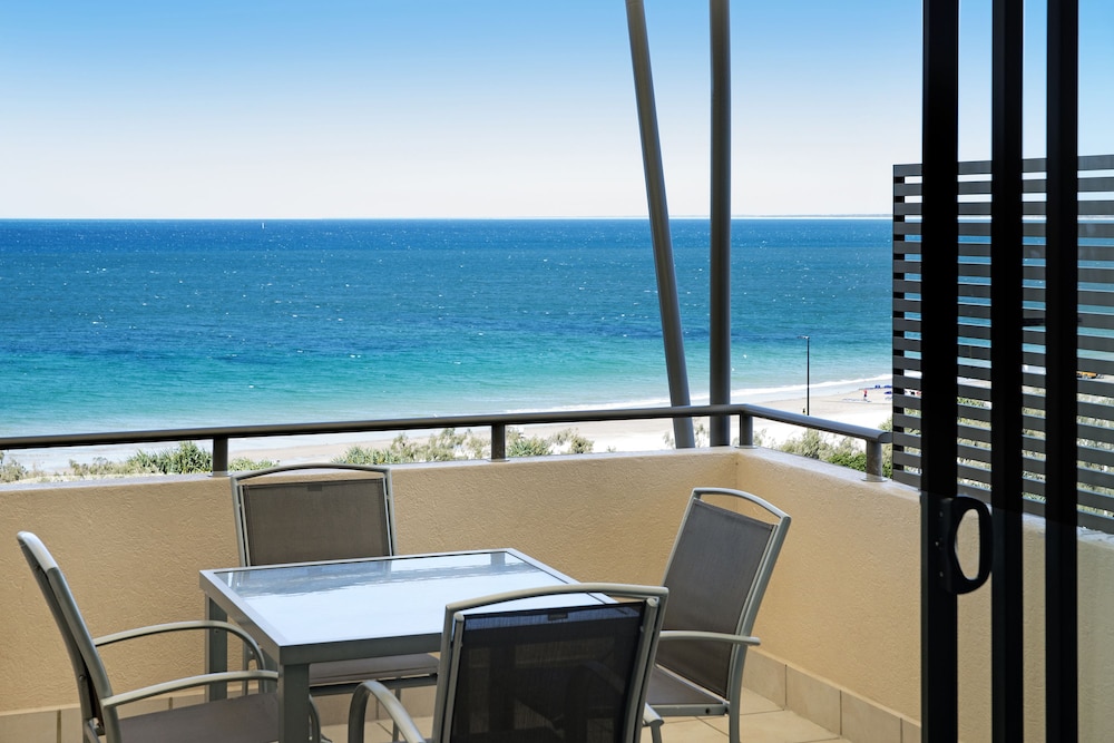 ULTIQA Shearwater Resort 52/73
