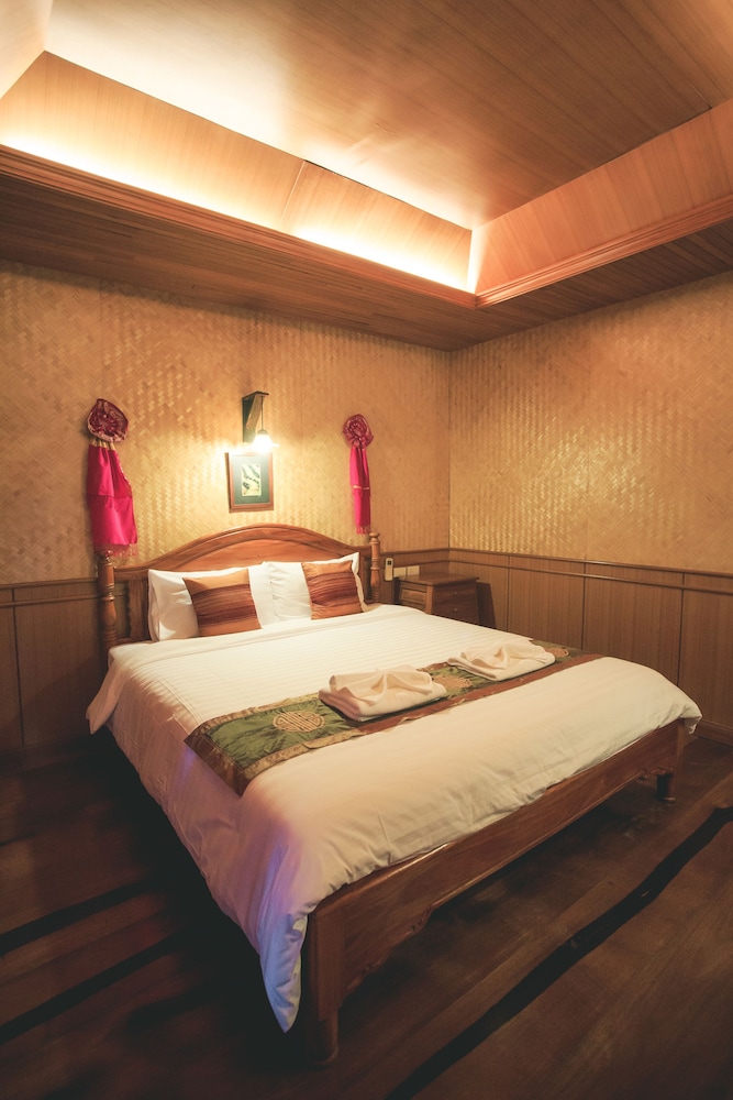 Baan Baitan Resort 33/64