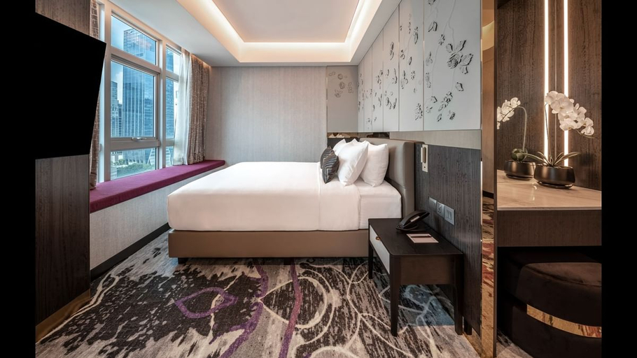 Orchid, Suite