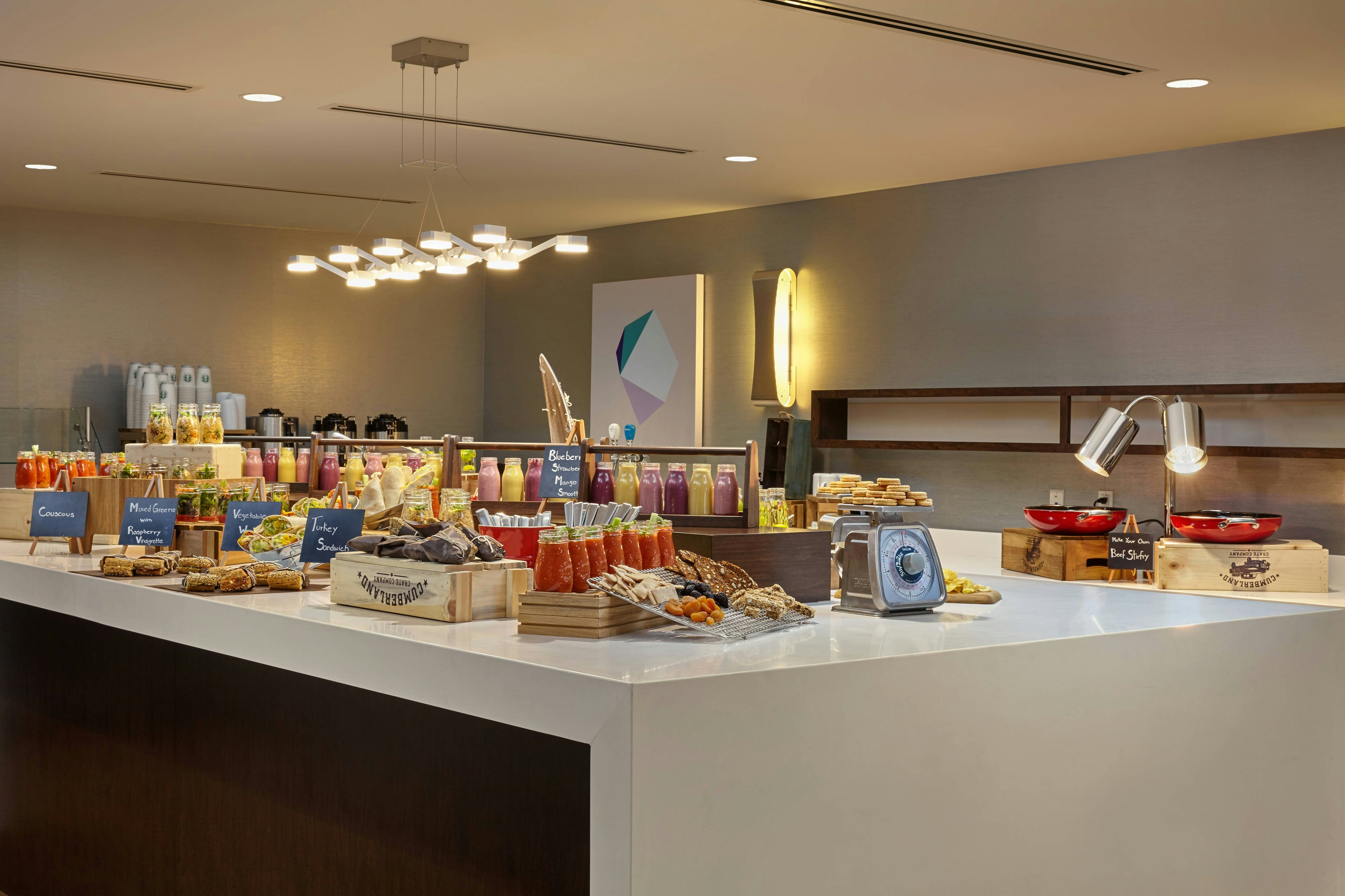 CALGARY AIRPORT MARRIOTT IN-TERMINAL HOTEL 24/33