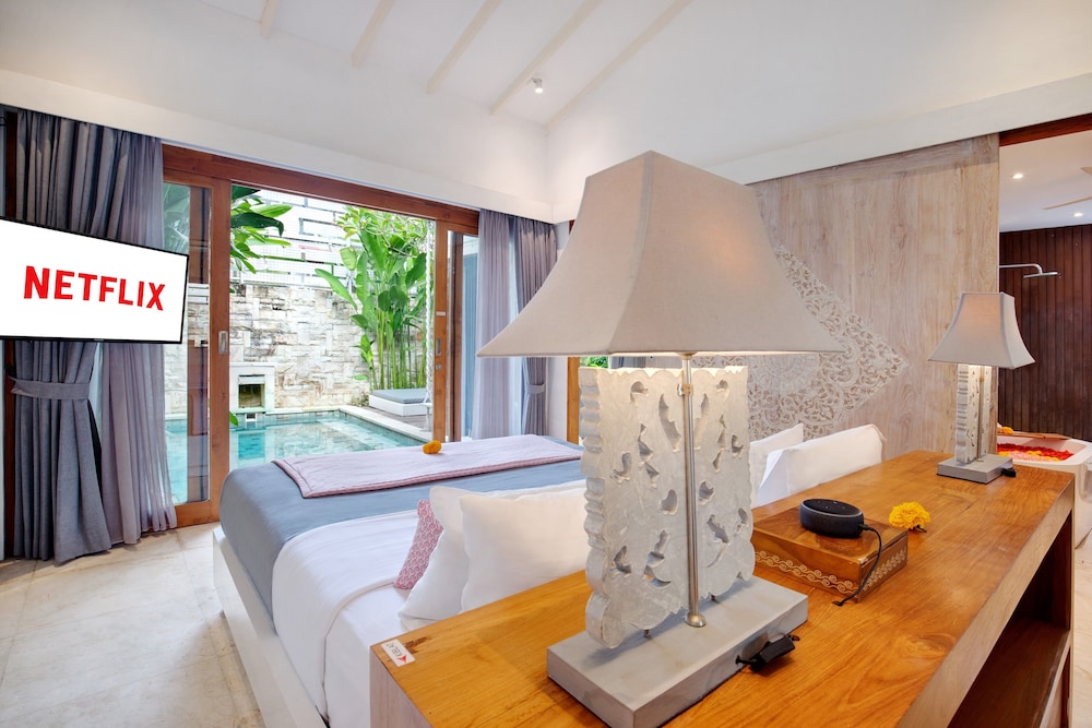 The Jimbaran Beach Villa by Ini Vie Hospitality 16/50