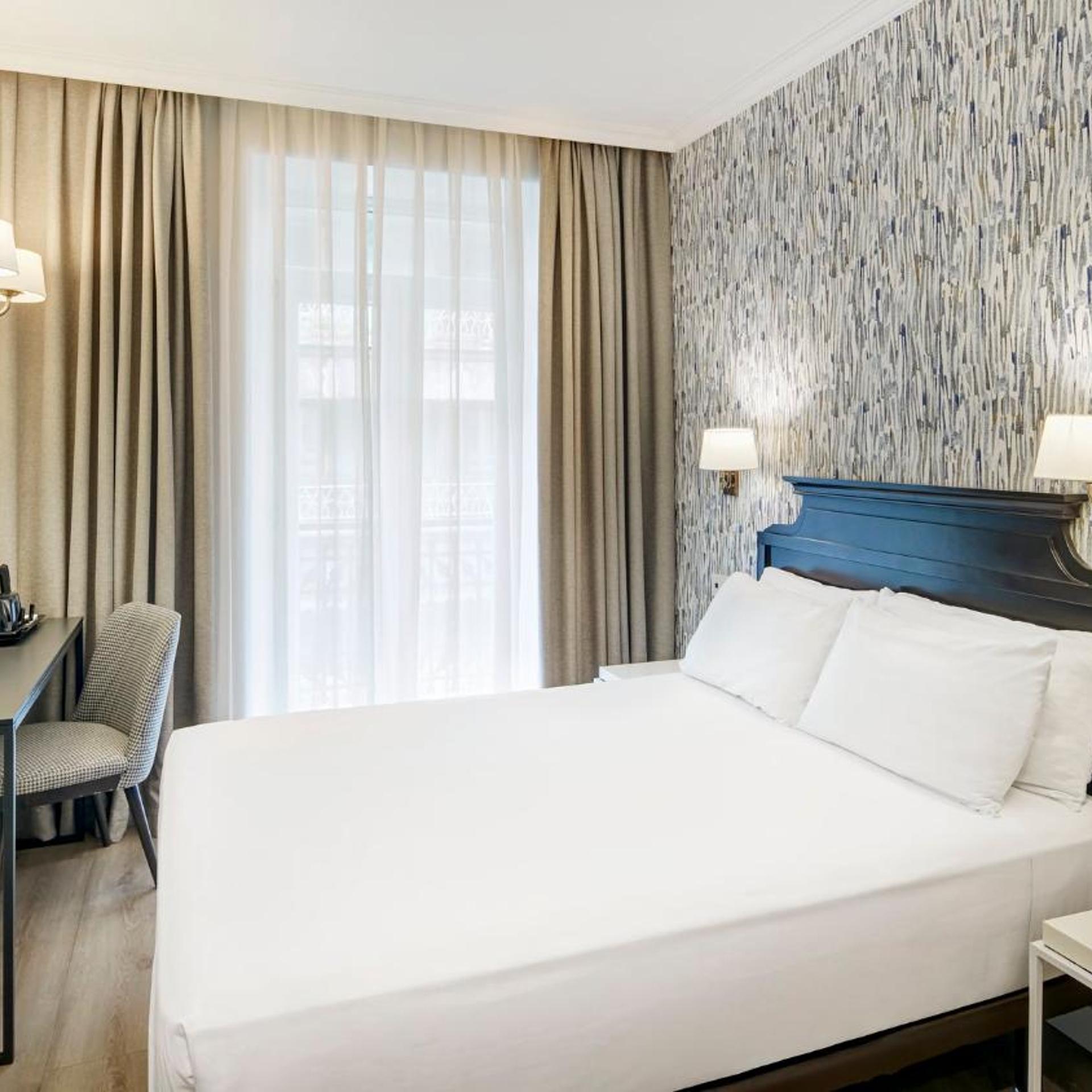 Room, Double Bed