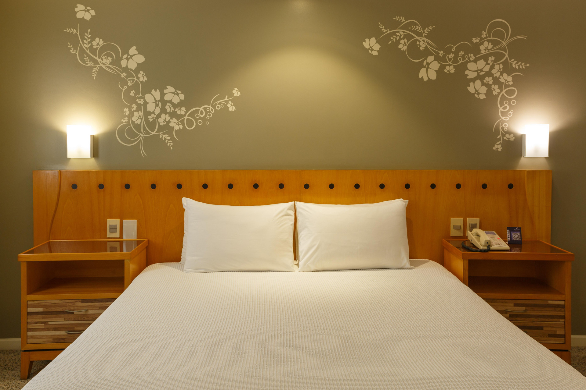 Deluxe, Double Bed, Side View