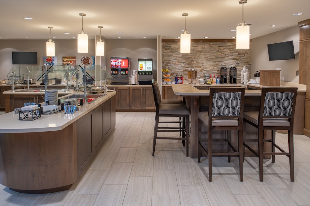 Staybridge Suites Hillsboro North 48/65
