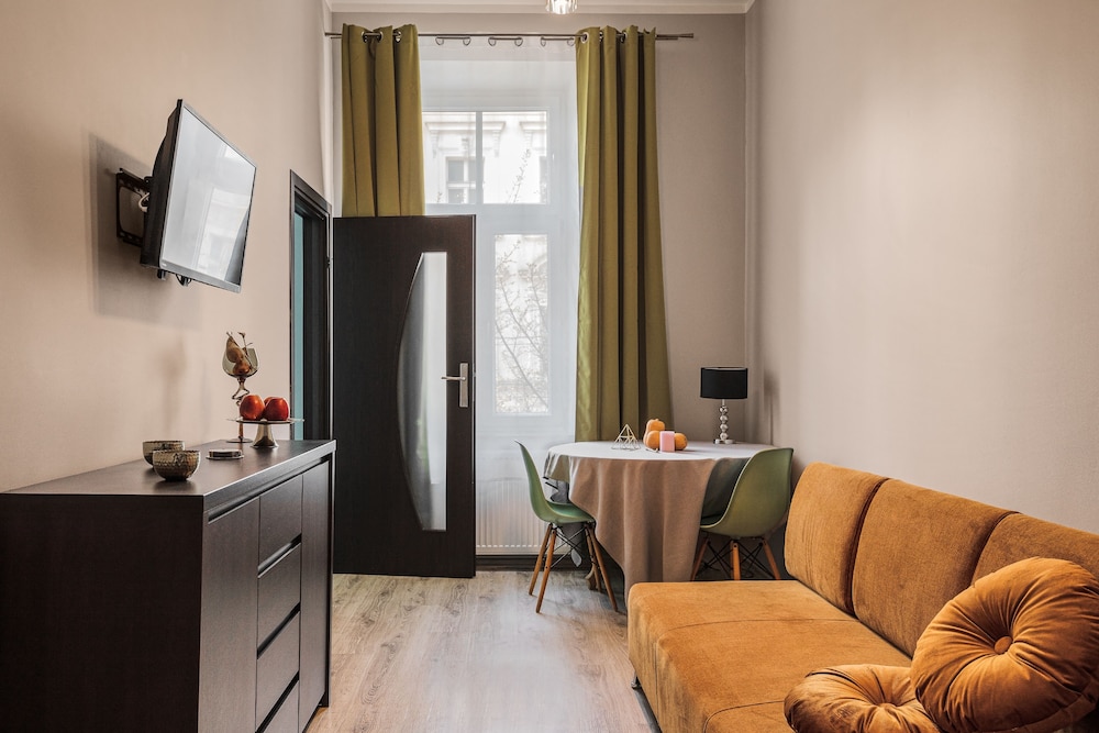 Platinum Aparthotel 44/73