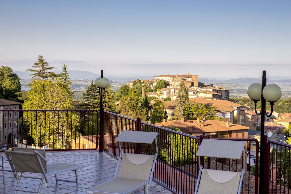 Hotel Santa Caterina 18/24