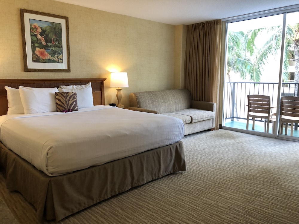 Waikiki Resort Hotel 19/69