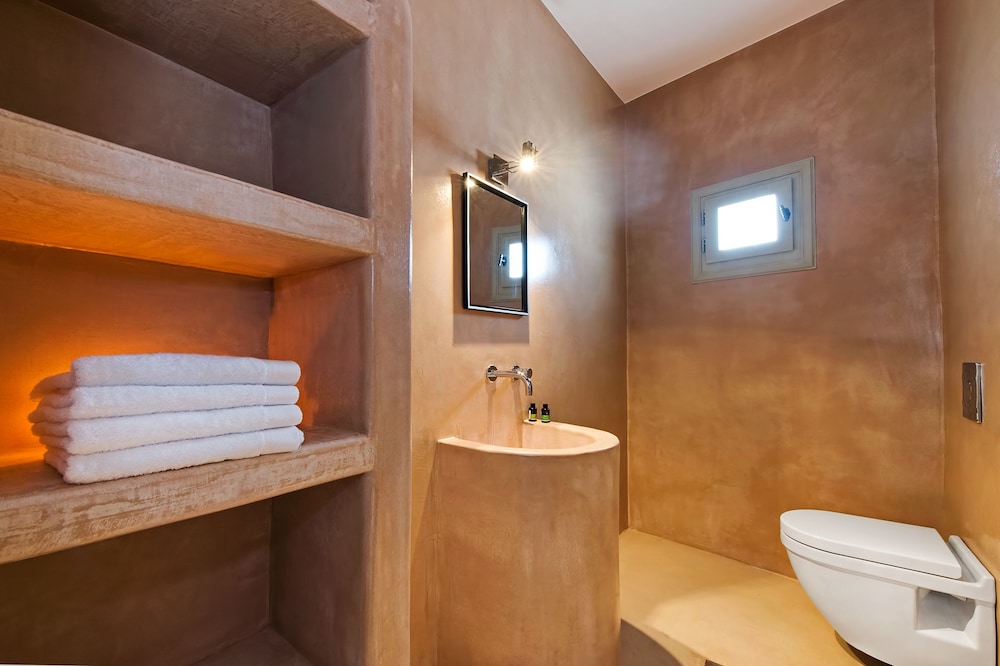 Pyrgos Terrace House 20/23