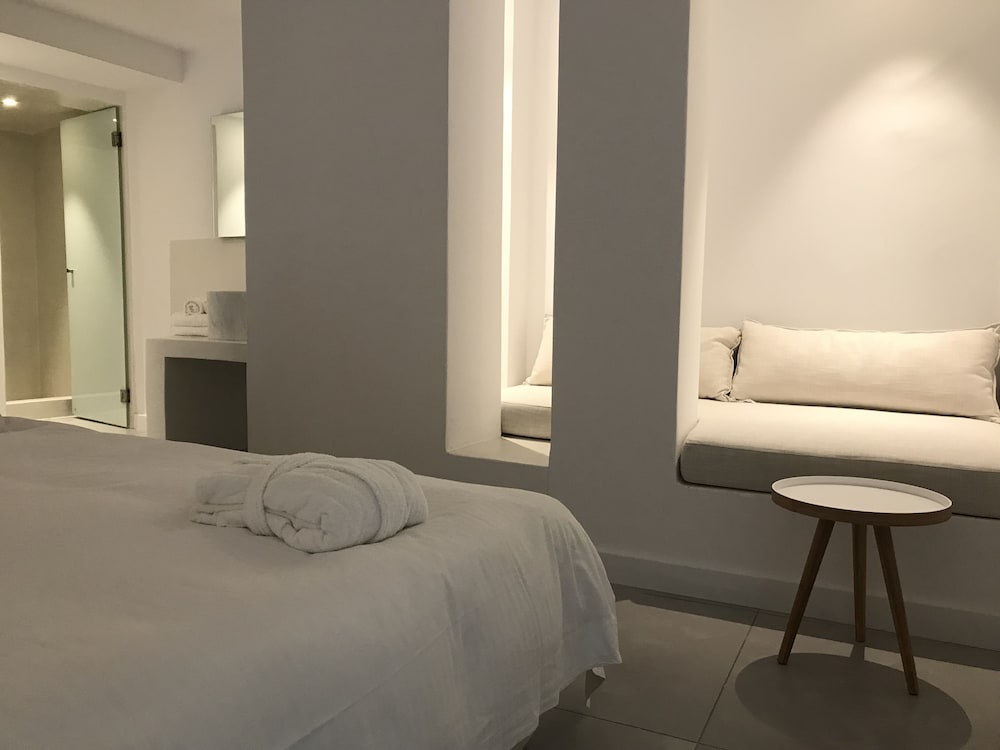 Panorama Suites 23/76
