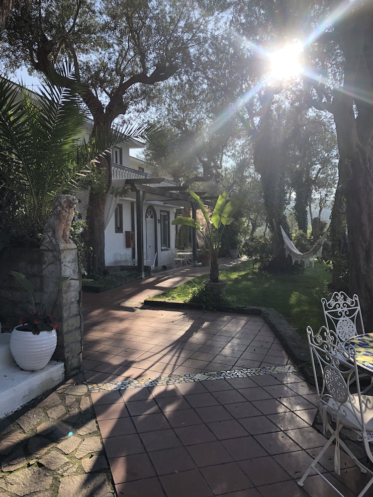 Villa Giovanna 43/49