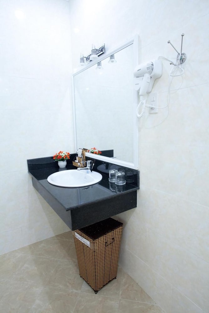 Linh Phuong 2 Hotel 64/64