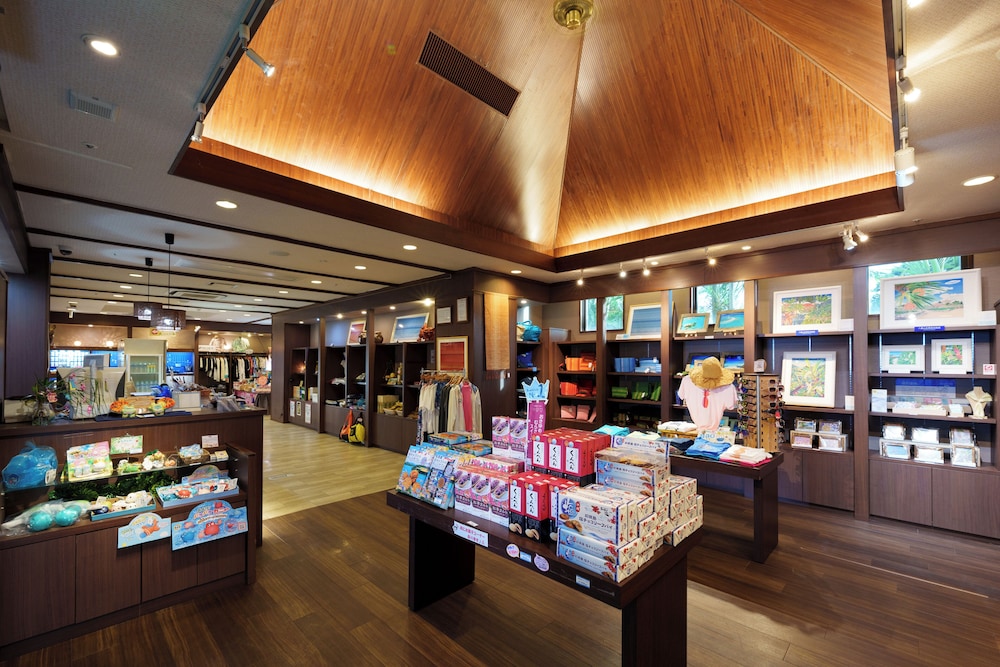 Grandvrio Resort Ishigakijima Oceans Wing Hotel 44/50