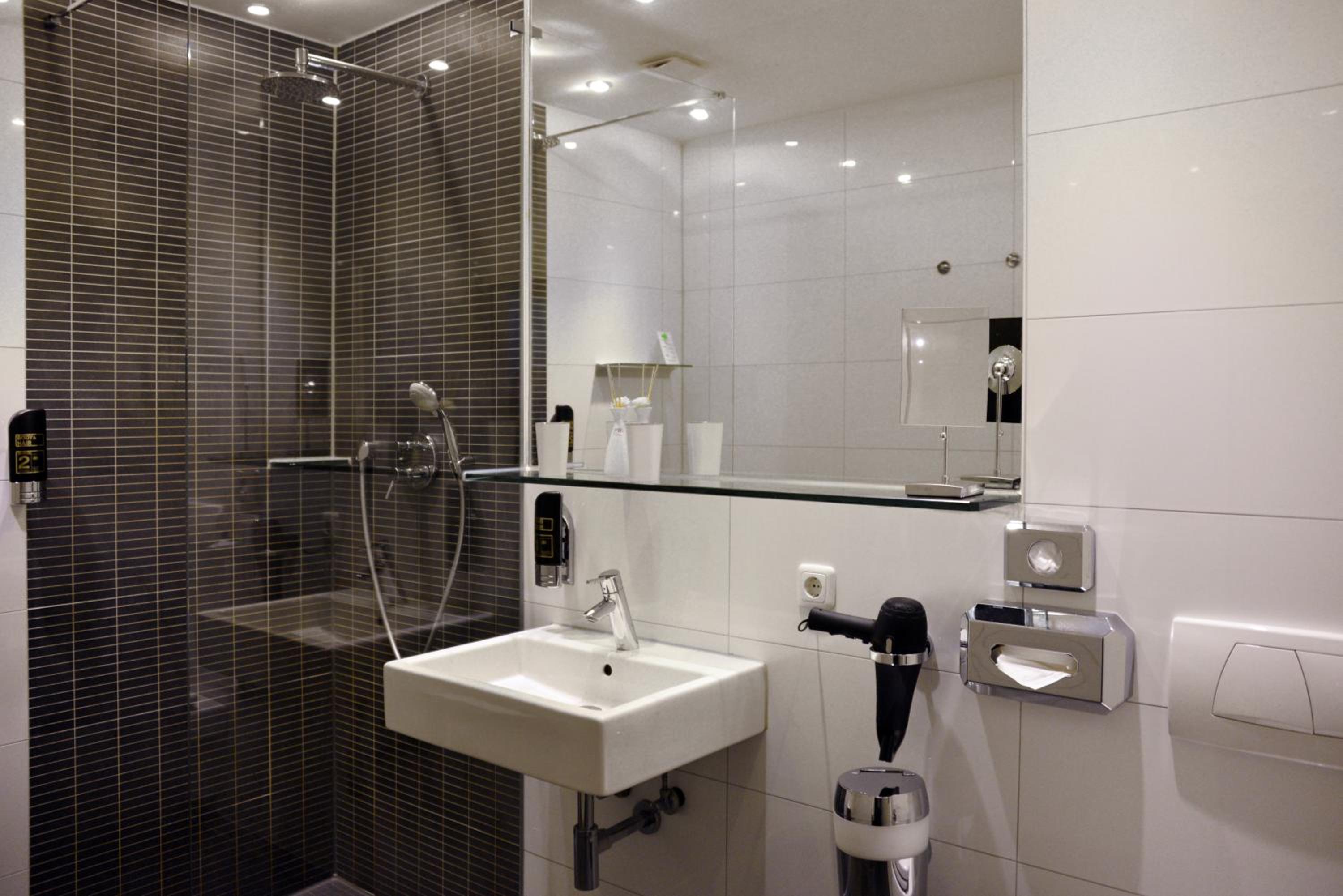 غرفة كومفورت مفردة، Arthotel Munich 8/10