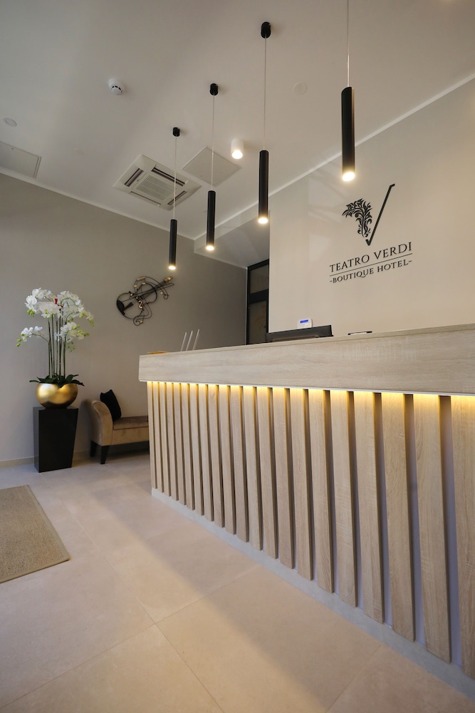 Teatro Verdi Hotel 6/48