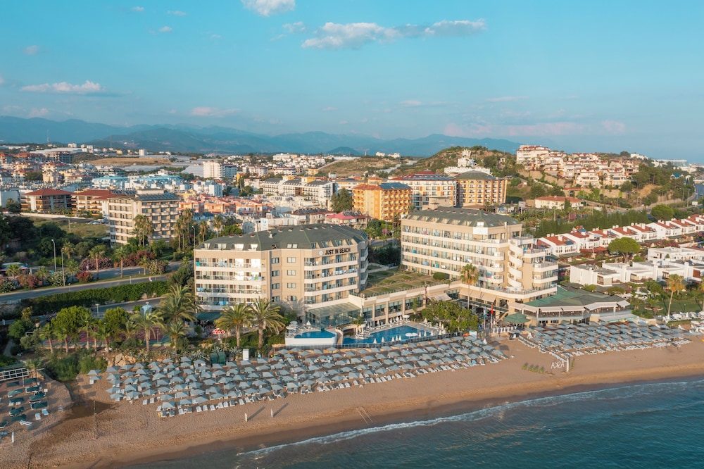 Aska Just In Beach Hotel 36/44