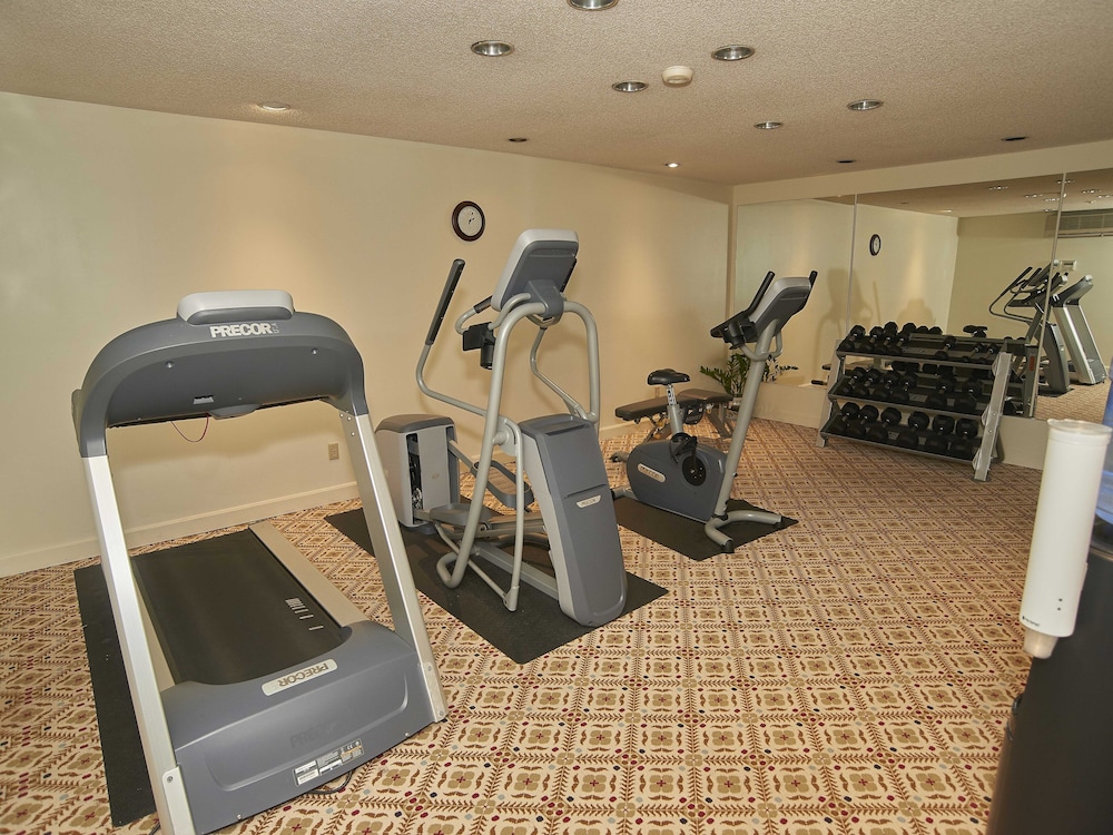The Farmington Inn &amp; Suites 26/54