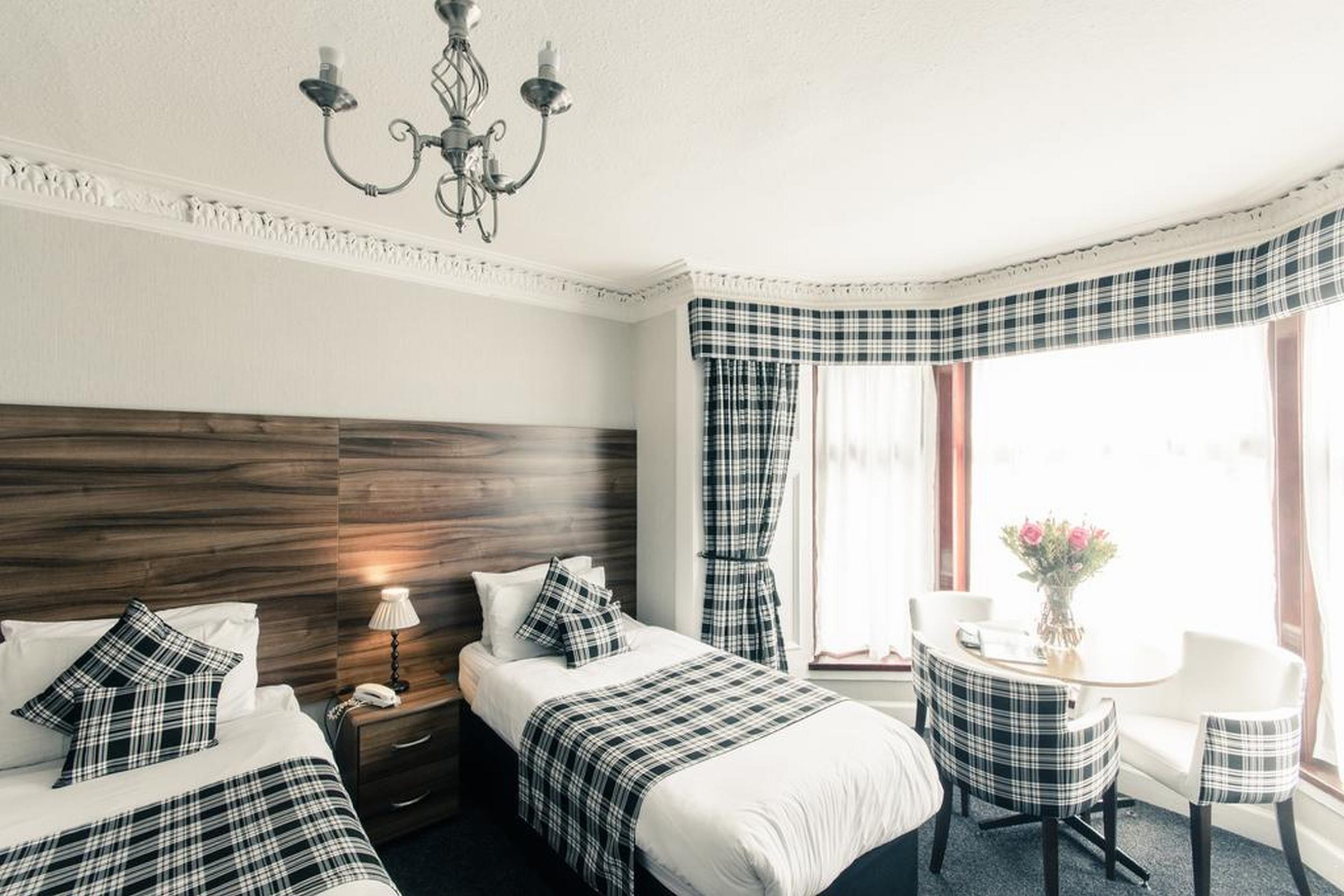 Standard, Twin Beds