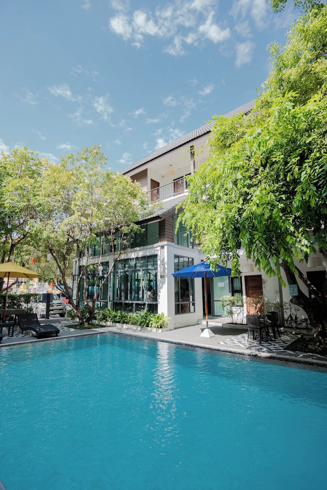 Paraiso Hotel Chiangmai 38/44