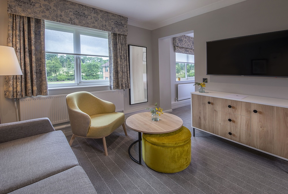 Horwood House 40/60