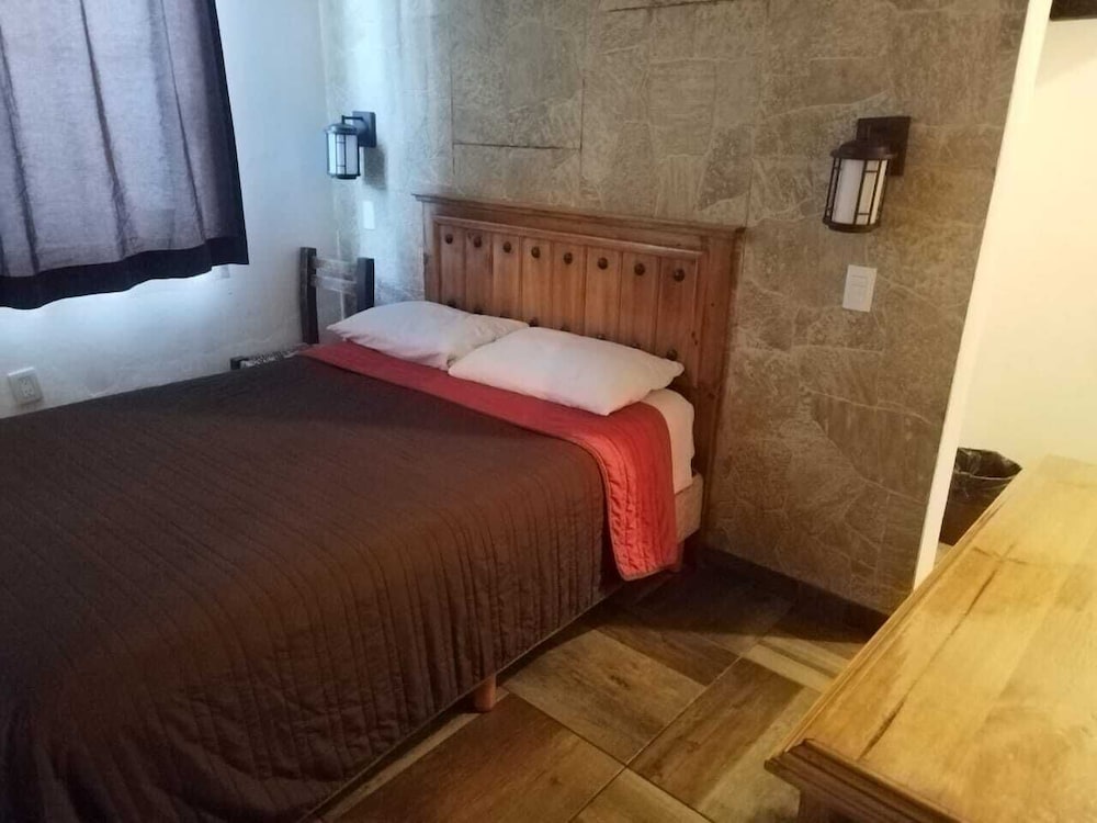 Venados Inn 19/49