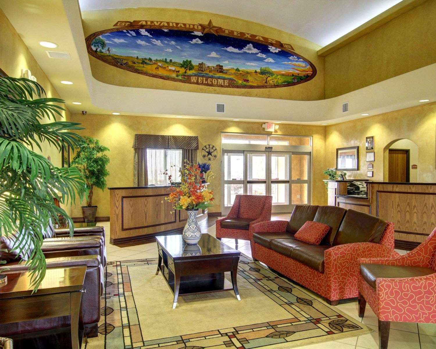 Comfort Inn And Suites Alvarado, TX 23/45