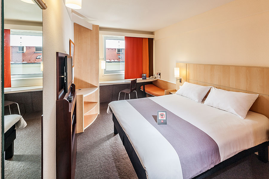 Standard, Double Bed