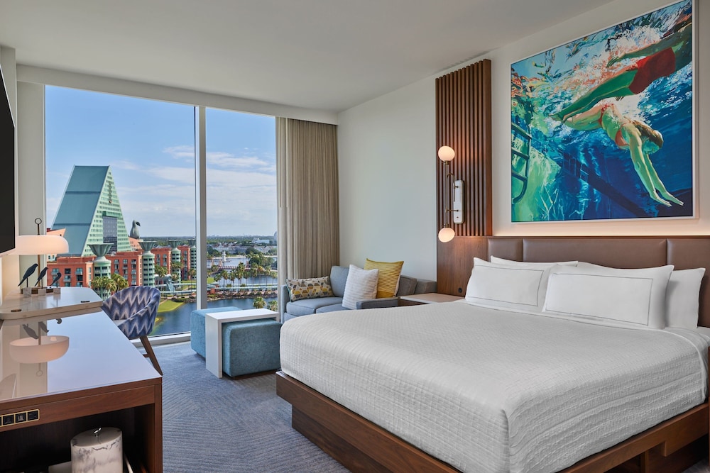 Room at Walt Disney World Swan Reserve, LAKE BUENA VISTA - FL