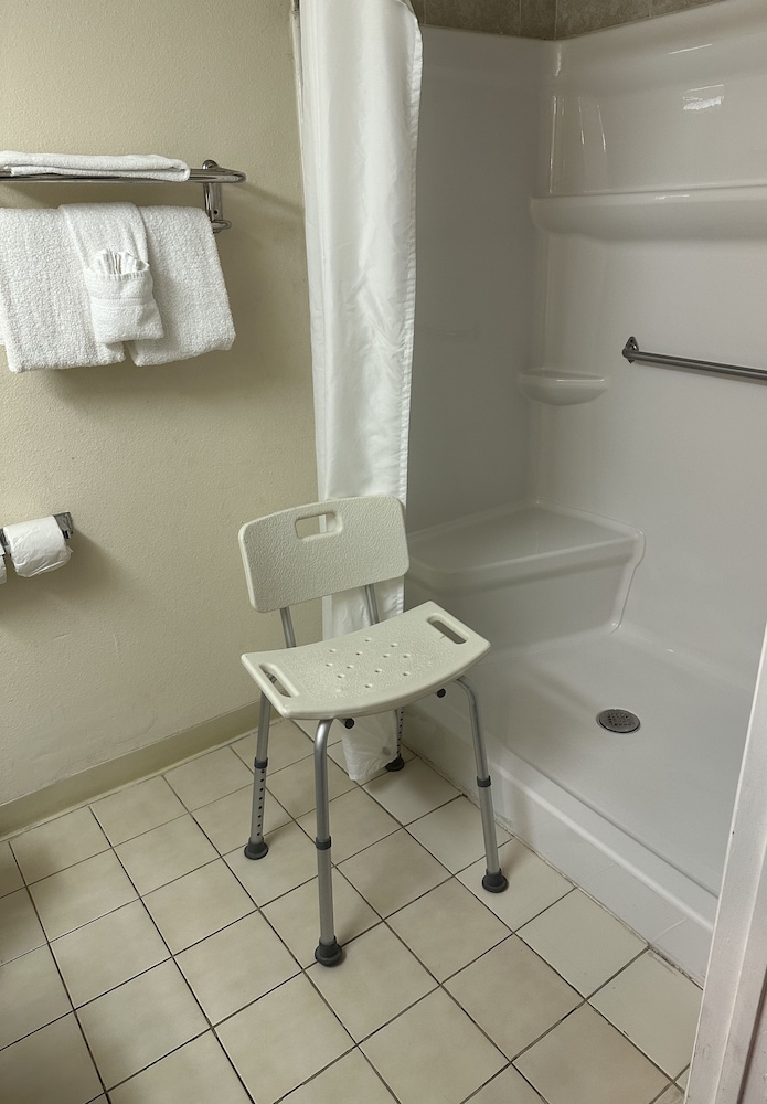 Select Inn Murfreesboro 58/60