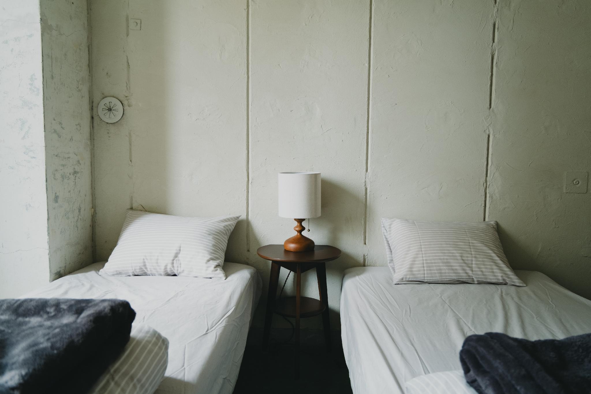 Room, Twin Beds
